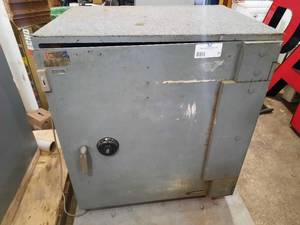 lot 29 image: Diebold Combination Safe