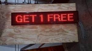 lot 132 image: Electric LED Sign, programmable