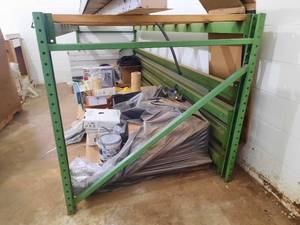 lot 157A image: Green steel pallet rack only
