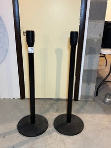 lot 291 image: (2) Crowd control Stanchions with retractable belt. 40 High