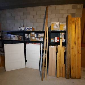 lot 301 image: Lot of varied sizes of Wood