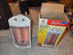 lot 332 image: Sunbeam Quartz Heater