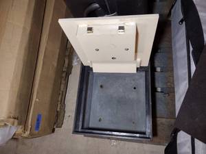 lot 354 image: Major Safe 14 W X 12 X 10.