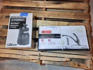 lot 359 image: Everbilt Submersible Utility Pump Delta Kitchen Faucet with Side Spray B4410LF