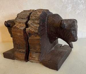 lot 22 image: BuffaloBison Head Carved Wood Bookends