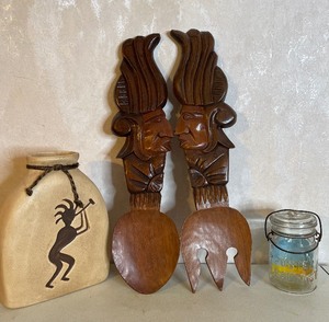 lot 45 image: AztecSouthwestKokopelli Decor Lot