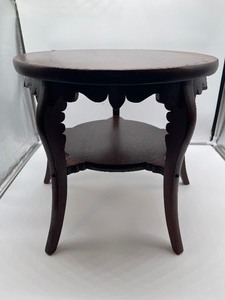 lot 73 image: Small Round Side Table Looks to be Walnut