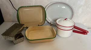 lot 90 image: Vintage Enamel Cookware LOT
