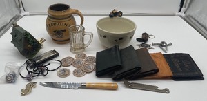 lot 141 image: MIscellaneous Man Things collectibles