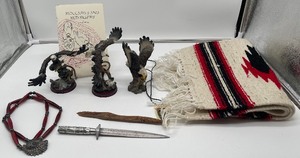 lot 145 image: Native American Decor Lot