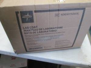 Case of 30 Medline XXXLarge Disposa...