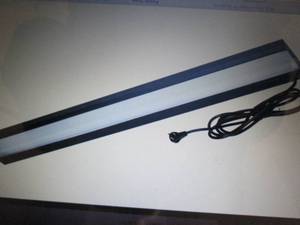 HONH870942 Task Light, Black Retail...