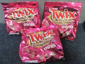 3- 7.7 oz Twix Cookie Dough Minis...