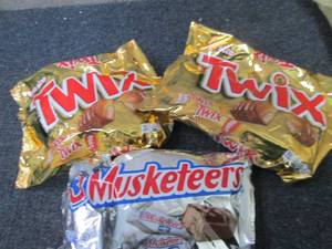 3 Bags Twix & 3 Musketeers...