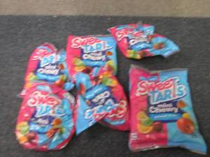 6- 6 oz Sweet Tarts Minis Chewy...