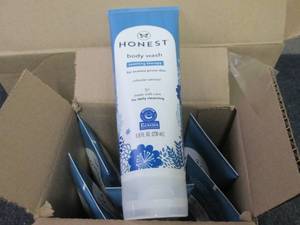 6- 8 oz Honest Soothing Therapy Bod...