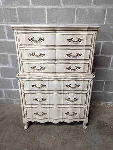 French Provincial Style Chest Of Drawers By Davis Cabinet Company
