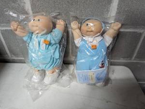 Two Cabbage Patch Kids