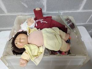 Two Cabbage Patch Kids wAccessories