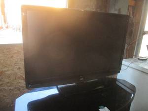 (G) JVC 47 LCD TV ...