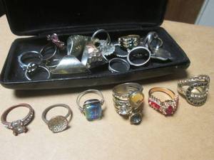(R) Assorted Rings - See Photos...
