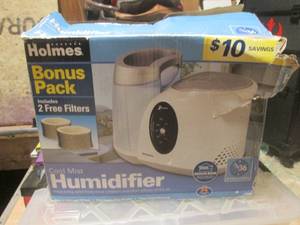 (R) Holmes Cool Mist Humidifier wit...