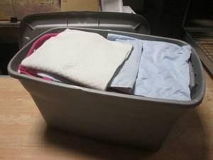 (R) 30 Gallon Tote Full of Assorted...