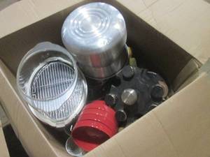 (G) Box Full of Assorted Kitchen It...