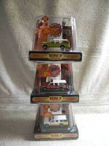3 - CODE 3 COLLECTIBLES 164 SCALE DIE-CAST - LIMITED EDITION 1 of 25000 CITY OF NEWARK NJ FIRE DEPT. SUBURBAN TRUCK, CITY OF NEW YORK FIRE DEPT SUBURBAN & CITY OF EAST WINDSOR FIRE DEPT SUBURBAN - IN BOX - FANTASTIC PIECE - SEE PICTURES