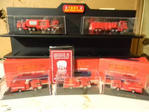 CODE 3 COLLECTIBLES 164 SCALE DIE-CAST SET WSHELF - F.D.N.Y. Super Pumper Set with Shelf - IN BOX - ABSOLUTELY FANTASTIC SET - SEE PICTURES