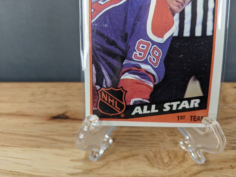 lot 40B image: Wayne Gretzky 1984 Topps NHL All Star Hockey Card Edmonton Oilers V