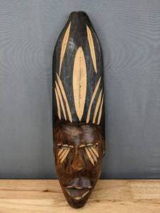 lot 61 image: African Zambia Decorative Mask  R