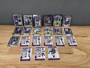 lot 88 image: (21) NFL Minnesota Vikings Football Cards includes Cousin, Mattison, Cook and More R