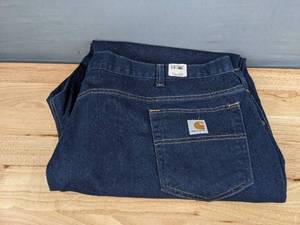 lot 73B image: New Mens Carhartt Jeans Size 54 x 32 J