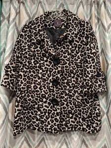 lot 469 image: New forever Womens CoatBlazer Leopard Looking Print Size Medium P