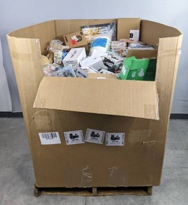 lot 9B image: Huge Amazing AMAZON Return Pallet Electronics, Home Decor, Clothes, Toys, Accessories and so much more Q