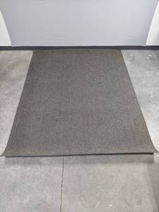 lot 116 image: 8 x 6 GrayOlive Green Rug with GrayWhite Spackling  N