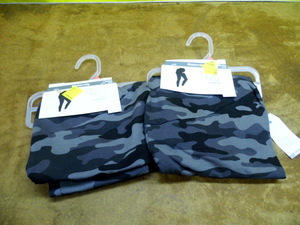 KK Leggings Maternity Size Small (2)