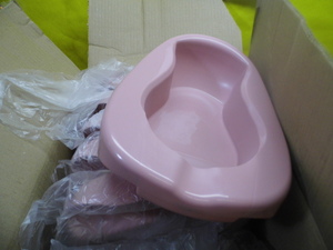 RR-Bedpans