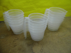 PP-15 measuring cups with 1200 cc capacity
