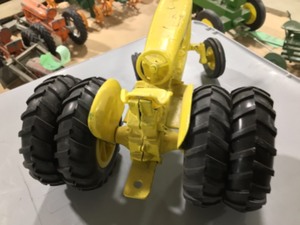 2 diecast tractors a Hubley  and a
