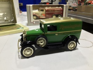 Very nice ertl bank lot with local ties