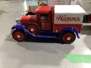 EXCELLENT SUBJECT MATTER HAMMS BEER AND JIM BEAM