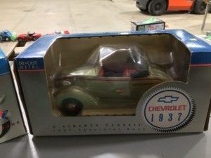 2 LIBERTY CLASSICS NIB 55 AND 53 CHEVY