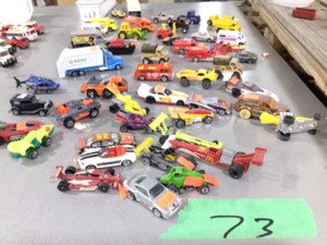 A HUGE LOT OF ALL ACTUAL HOT WHEELS A MUST LOOK AT LOT