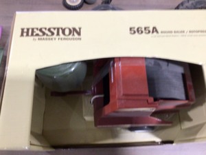 116 HESSTON 565A BAILER