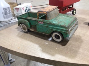 METAL TONKA PICKUP GREAT PATINA ON THIS SURVIVOR