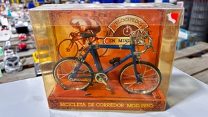 Very unique motorcycle and bicycle model lot
