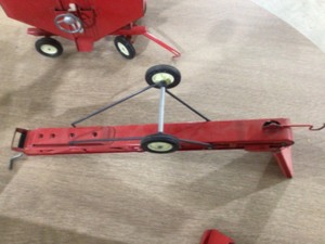 (116 ) 2 CONVEYORS  (GRAIN CART NOT INCLUDED IN THIS LOT)