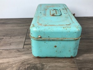 lot 80 image: Vintage Metal Tackle Box with Tackle